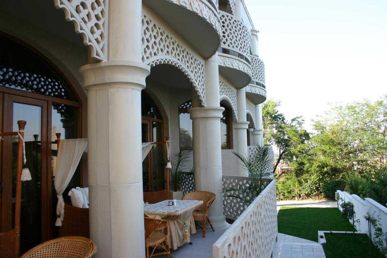 Familly Art Hotel Nirvana Shumen Luaran gambar